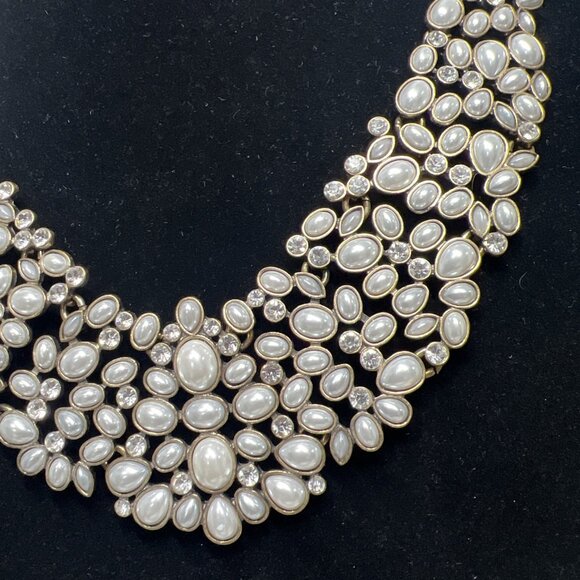 BaubleBar Kew Rhinestone Crystal Oversized Collar Necklace White Pearls Wedding - Picture 5 of 11